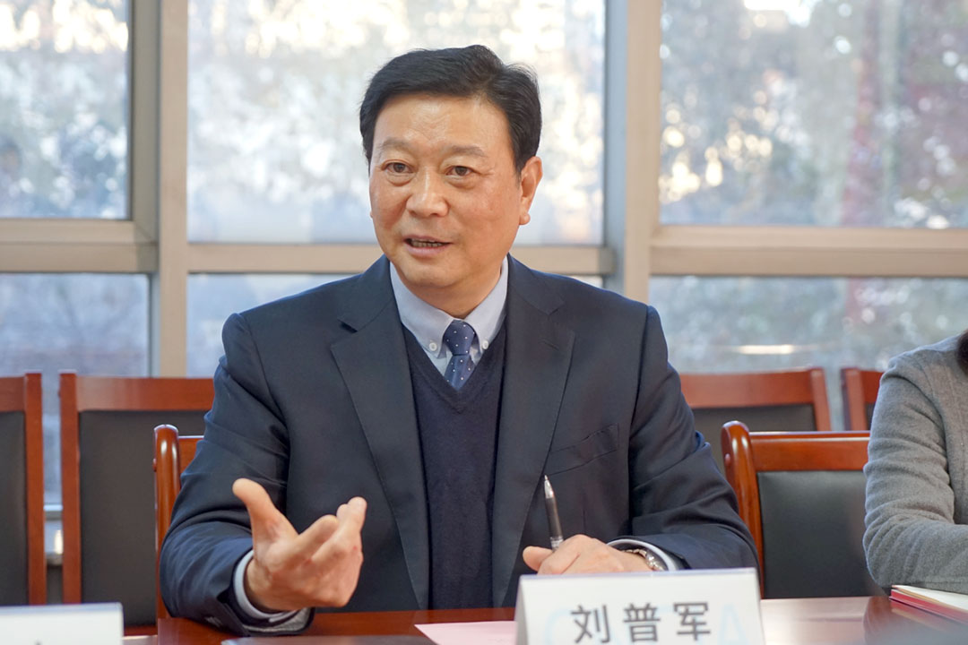 中國涂料工業(yè)協(xié)會(huì)會(huì)長　劉普軍